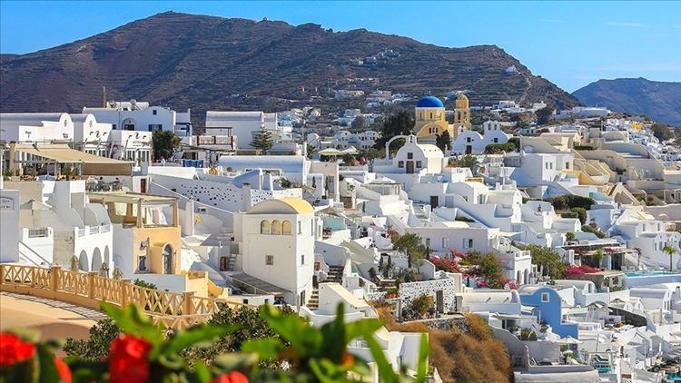 sismik hareketlilik suruyor santorini adasinda egitime ara verildi