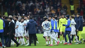 takim sahadan cekilirse ne olur adana demirspor maci adana demirspor neden sahadan cekildi 7DQAGdqH