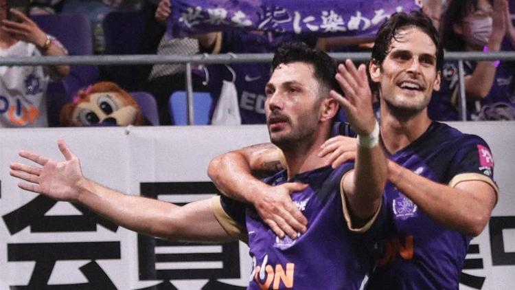 tolgay arslan japonyayi salliyor EmFpKpcR