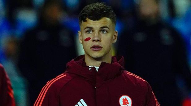 Transferde büyük sürpriz! Galatasaray derken imzaya gidiyor, Fenerbahçe'nin hamle... 5 transferde buyuk surpriz galatasaray derken imzaya gidiyor fenerbahcenin hamle 4 j2VsXrdG