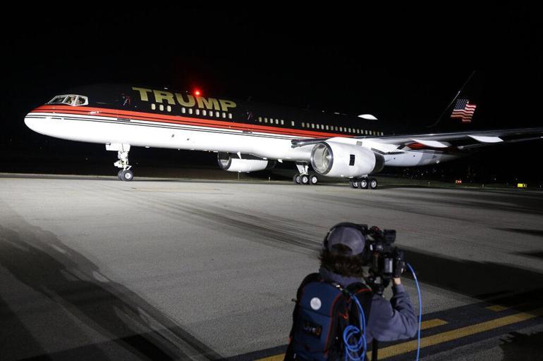 Trump'ın 'hayalet uçuşu' ilk kez ortaya çıktı: Kendi ekibi bile bilmiyordu! 'İran uçağınızı düşürebilir' 2 trumpin hayalet ucusu ilk kez ortaya cikti kendi ekibi bile bilmiyordu iran ucaginizi dusurebilir