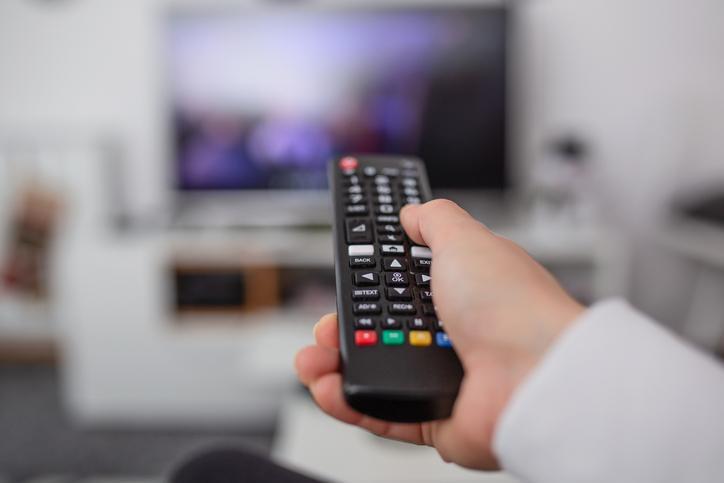 tv yayin akisi 7 subat guncel liste bu aksam televizyonda hangi diziler var dMHC563p
