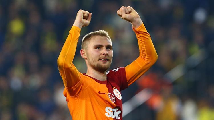 victor nelsson roma ile transfer gorusmeleri icin italyada