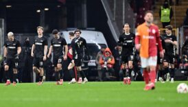 az alkmaar oyunculari galatasaray taraftarina hayran kaldi futbolu iste bunun icin oynuyoruz dsKZAYl3