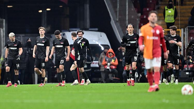 az alkmaar oyunculari galatasaray taraftarina hayran kaldi futbolu iste bunun icin oynuyoruz dsKZAYl3