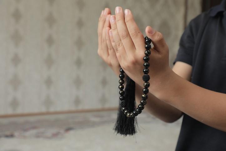 Berat Kandili'nde ne olmuştur? Berat nedir, ne demek? İşte, Berat Gecesi anlamı ve önemi 3 berat kandilinde ne olmustur berat nedir ne demek iste berat gecesi anlami ve onemi d7kcgbKn