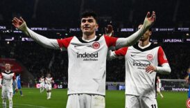 can uzun atti frankfurt kazandi QkR7eyQO