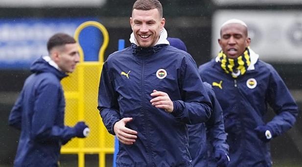 CANLI. Fenerbahçe - Anderlecht maçı ne zaman, saat kaçta hangi kanalda? UEFA Avrupa Ligi Eleme Turu Play-Off Fenerbahçe Anderlecht muhtemel 11'ler 4 canli