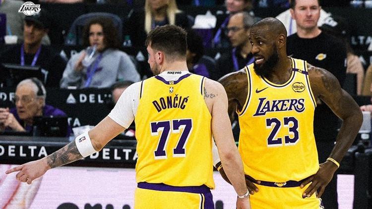 charlotte hornets deplasmanda los angeles lakersi devirdi