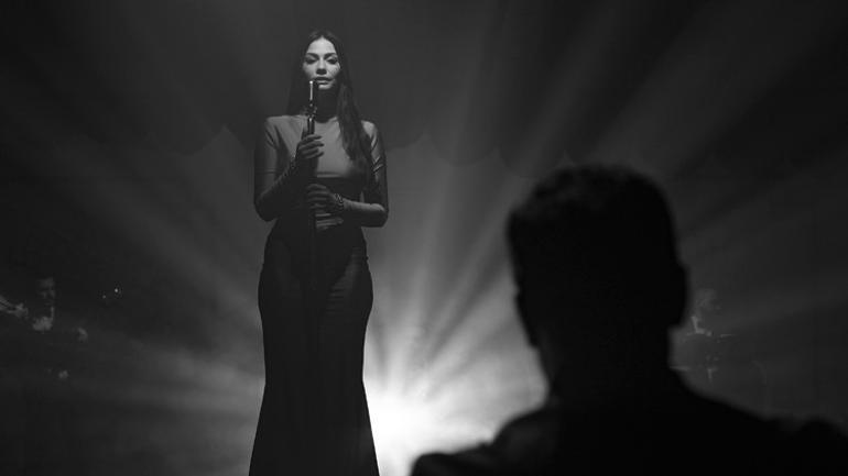 Demet Özdemir 'Eşref Rüya' için bir albüm kadar şarkı okudu 2 demet ozdemir esref ruya icin bir album kadar sarki okudu 1 5sXAV8md