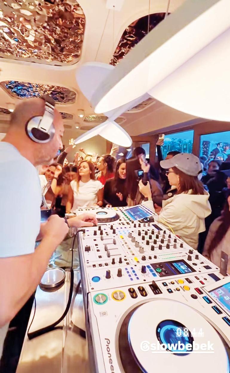 Düzenleyenler, katılanlar, DJ’ler anlattı: Kahve partilerini çok mu sevdik ve neden? 2 duzenleyenler katilanlar djler anlatti kahve partilerini cok mu sevdik ve neden 1 nE7Z1tcC