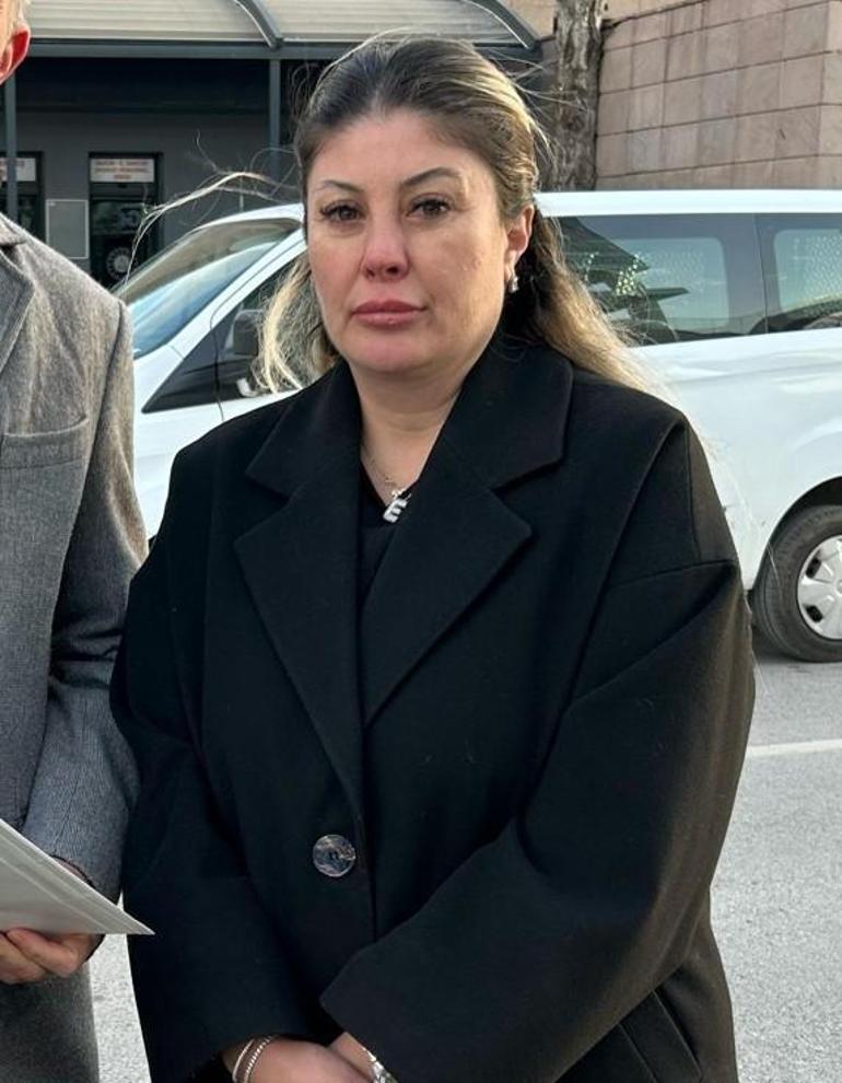 Eski menajerden tehdit iddiası 1 eski menajerden tehdit iddiasi 0 NlWX4wUl