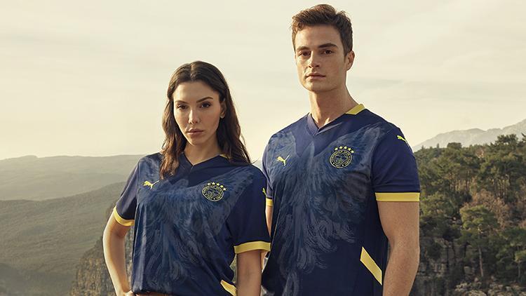 fenerbahce 2024 2025 ozel formasini tanitti kEHD6QCI
