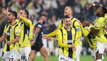 fenerbahce 7de 7 icin sahada gFmCWOTK
