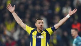 fenerbahceye kotu haber dzekonun elinde kirik tespit edildi zAcsxHM5