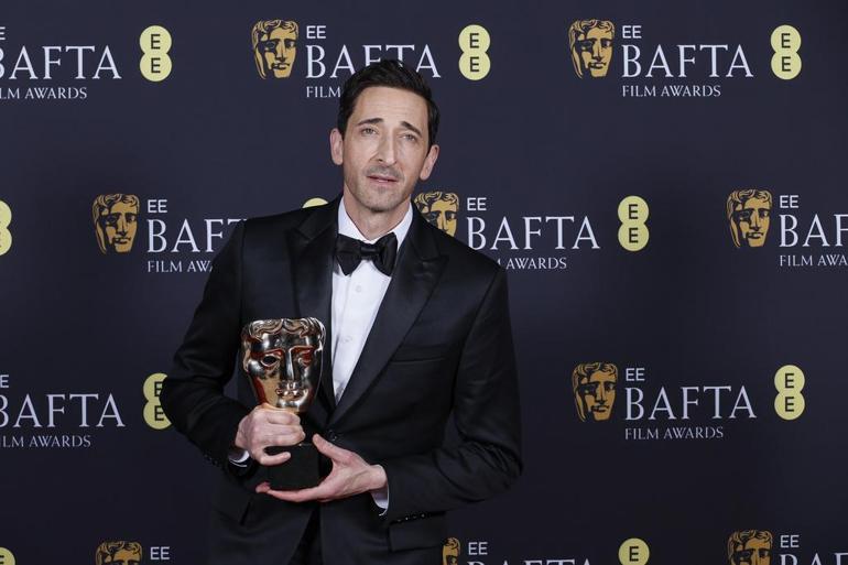 Filmi belki de Oscar kazanacak ama kendi beş parasız kaldı! ‘Kirasını ödeyemeyen arkadaşlarımız var’ 5 filmi belki de oscar kazanacak ama kendi bes parasiz kaldi kirasini odeyemeyen arkadaslarimiz var wPI2ZGRz