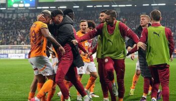 galatasarayda yeniler acilisi asistle yapti qAzqln2Q