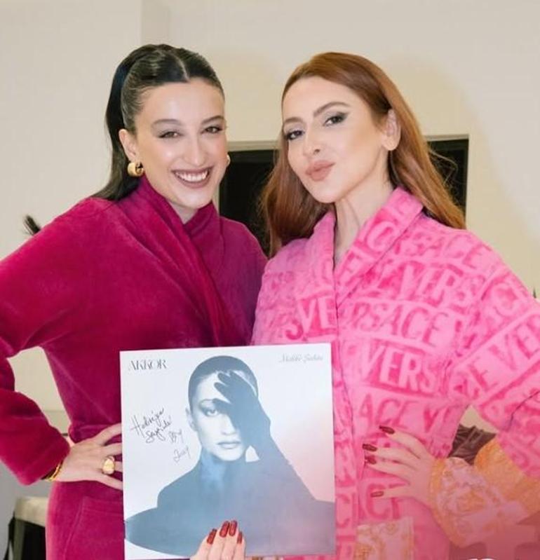 Hadise eski sevgilisi Sinan Akçıl'ı jüride istemedi 3 hadise eski sevgilisi sinan akcili juride istemedi 2 Jpsu7pp9