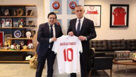 hollanda futbol federasyonu baskani frank paauwdan tff baskani ibrahim haciosmanogluna ziyaret Wl9GApqJ