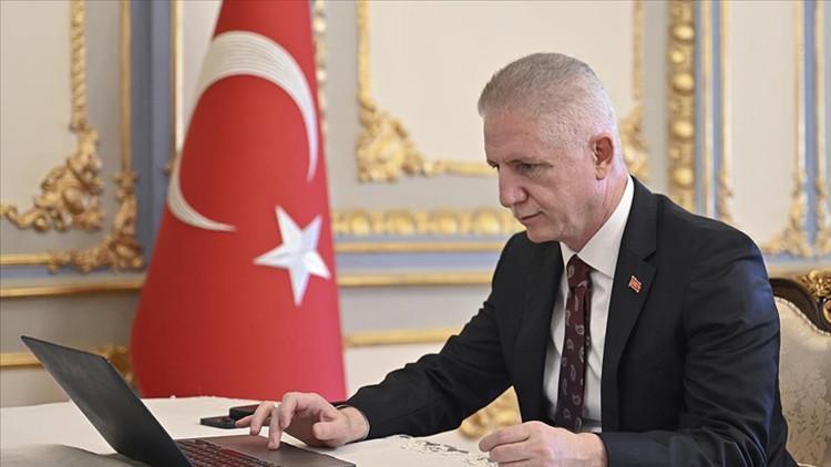 İstanbul Valisi Davut Gül kimdir, kaç yaşında, nereli, hangi görevlerde bulundu? Vali Gül’ün biyografisi ve hayatı hakkında bilgiler! 4 istanbul valisi davut gul kimdir kac yasinda nereli hangi gorevlerde bulundu vali gulun biyografisi 7vHtZMc4