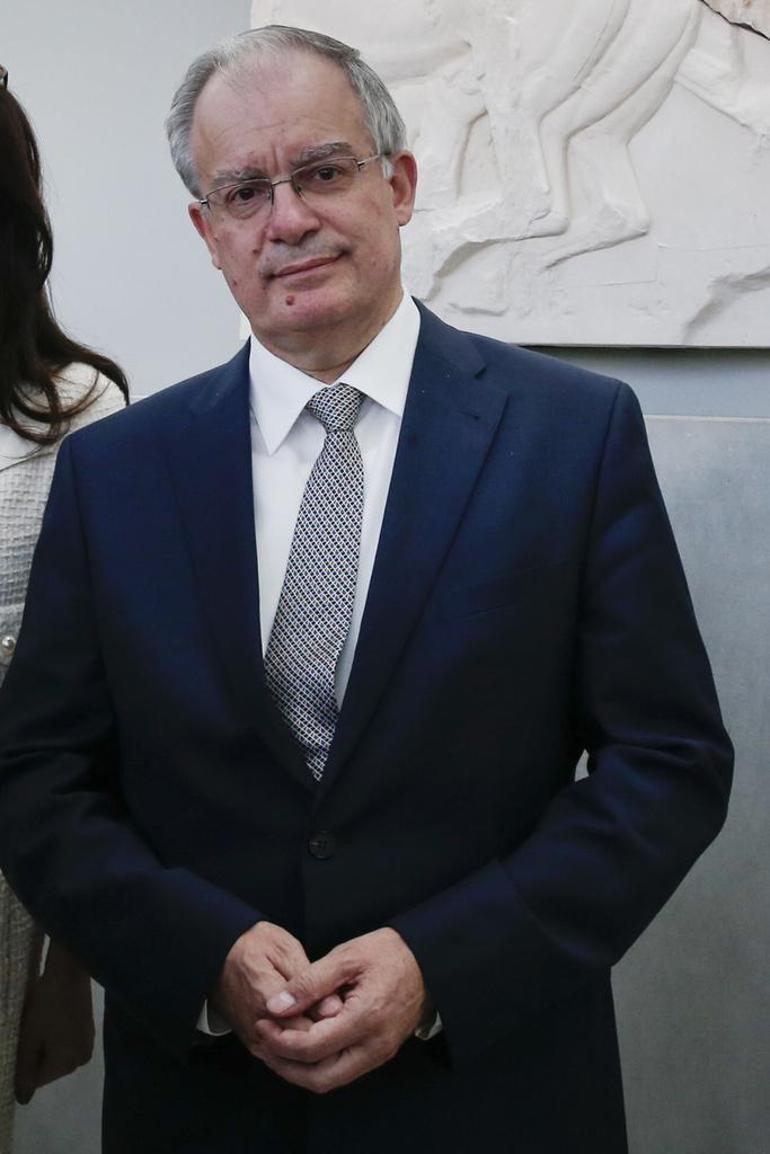 İşte Yunanistan'ın yeni cumhurbaşkanı: Konstantinos Tasulas 1 iste yunanistanin yeni cumhurbaskani konstantinos tasulas 0 8wv47M7b