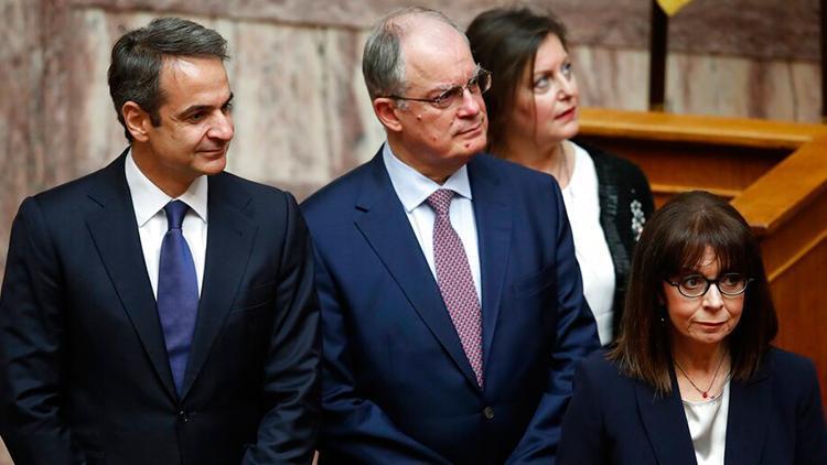iste yunanistanin yeni cumhurbaskani konstantinos tasulas aCQcAQ6B