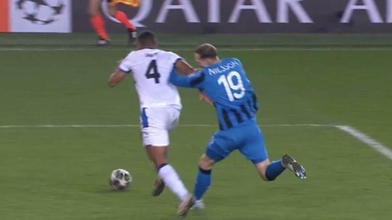 İtalyanlar, Halil Umut Meler'e ateş püskürdü: 'Dehşetin hakemi!' 1 italyanlar halil umut melere ates puskurdu dehsetin hakemi 0 zp4MkWjw
