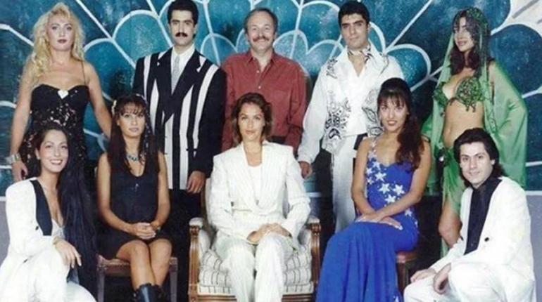 Magazin dünyasının en ünlü isimleriydiler... Arkadaşının doğum gününü bu fotoğrafla kutladı 20 magazin dunyasinin en unlu isimleriydiler arkadasinin dogum gununu bu fotografla kutladi 19 ufDqefY7