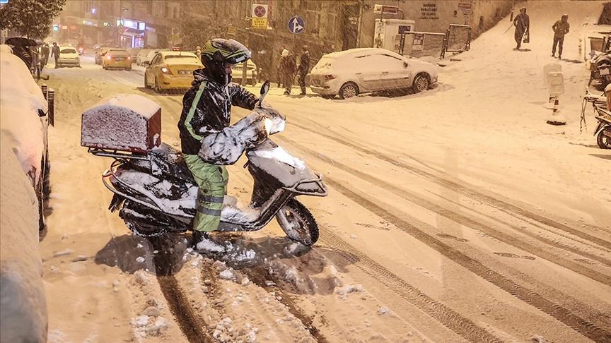 MOTOKURYELER YASAKLANDI MI SON DAKİKA | 20-21 Şubat İstanbul'da motosiklet ve motokuryeler yasak mı? Yemek ve online market siparişleri kapandı mı? İstanbul Valisi Gül açıkladı! 4 motokuryeler yasaklandi mi son dakika 20 21 subat istanbulda motosiklet ve motokuryeler yasak mi KGRkzrhu