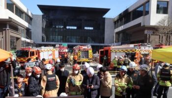 otel insaatinda yangin guney korede olu ve yaralilar var Y6xAAuSE