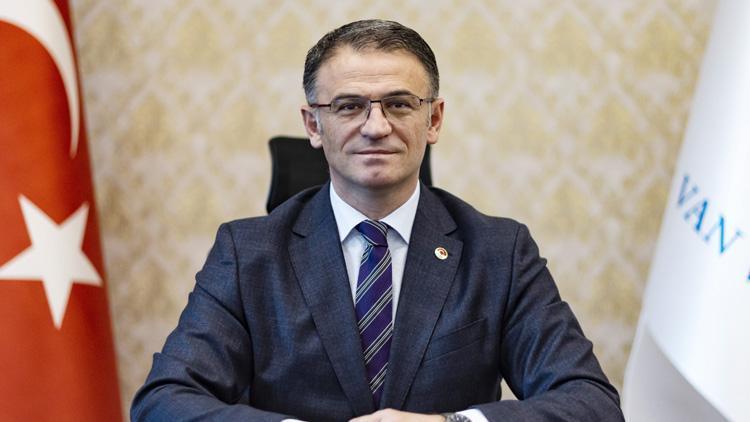 Ozan Balcı kimdir? Van Büyükşehir Belediye Başkan Vekili Ozan Balcı kaç yaşında, nereli? İşte biyografi bilgileri... 1 ozan balci kimdir van buyuksehir belediye baskan vekili ozan balci kac yasinda nereli iste PwsIul8M