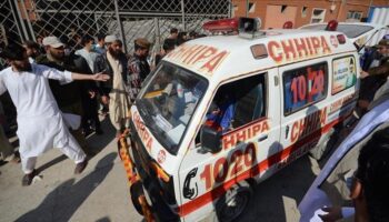 pakistanda bombali saldiri 9 kisi oldu UCVmsjPq