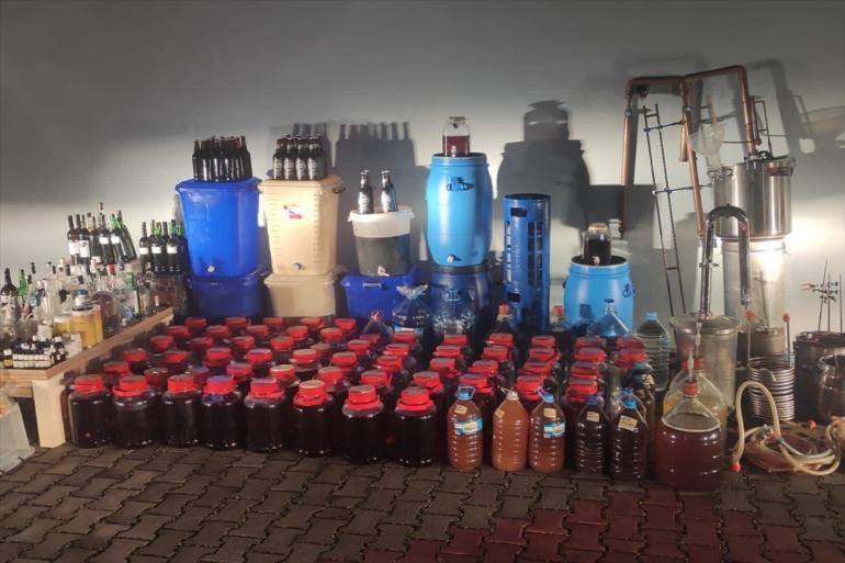 Sahte içki kabusunda can kaybı 59'a yükseldi! Bu beş büyük tehlikeye dikkat: 'Semptomlar ilk 24 saatte başlıyor' 2 sahte icki kabusunda can kaybi 59a yukseldi bu bes buyuk tehlikeye dikkat semptomlar ilk KWhLOhNR