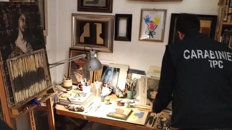 sanat hirsizlarina darbe gizli atolye cokertildi uvs52OIN