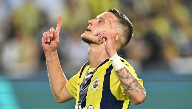 Sebastian Szymanski'den Anderlecht öncesi rehavet uyarısı: İlk maçtaki gibi olmalıyız | Fenerbahçe tarihine geçtim, mutluyum 1 sebastian szymanskiden anderlecht oncesi rehavet uyarisi ilk mactaki gibi olmaliyiz fenerbahce tarihine gectim AkQYgX4v