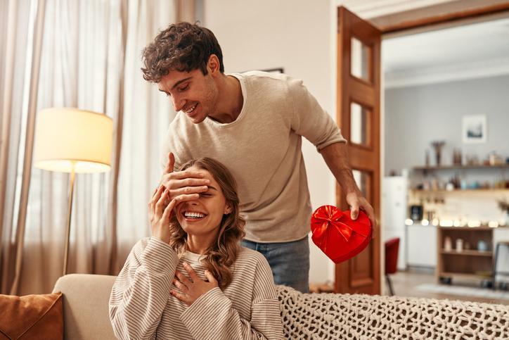 Sevgililer Günü tarihçesi – hikayesi || 14 Şubat Sevgililer Günü nedir, nasıl ortaya çıktı, neden kutlanıyor? 2 sevgililer gunu tarihcesi hikayesi 14 subat sevgililer gunu nedir nasil ortaya cikti NpewgJuf