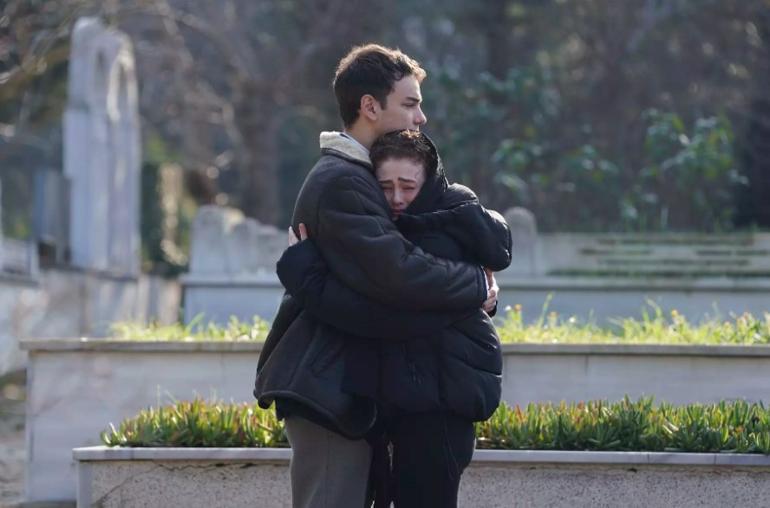 Sezen Aksu söyledi, gözyaşları sel oldu... Anne acısıyla yıkıldı 8 sezen aksu soyledi gozyaslari sel oldu anne acisiyla yikildi 7 AwW6WhaP