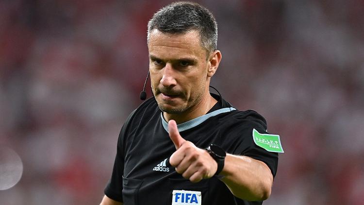 Slavko Vincic kimdir, kaç yaşında, nereli, hangi maçları yönetti? Galatasaray – Fenerbahçe derbisinin hakemi olacağı iddia edildi! İşte yönettiği önemli maçlar… 1 slavko vincic kimdir kac yasinda nereli hangi maclari yonetti galatasaray fenerbahce derbisinin hakemi IqQ5j7w2