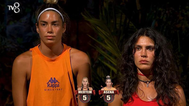 SURVİVOR ELEME ADAYI KİM OLDU 14 ŞUBAT 2025 CUMA (Son bölüm) Dün akşam Survivor 4. dokunulmazlık oyununu hangi takım kazandı, eleme potasına kim gitti? Oylar eşit çıktı, performans birincisi karar verdi! İşte eşleşmeler... 3 survivor eleme adayi kim oldu 14 subat 2025 cuma son bolum dun aksam survivor F65gMcOG