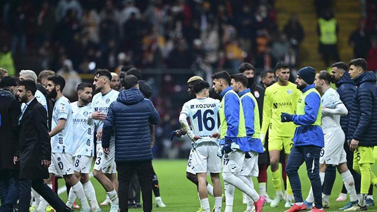 tff sahadan cekilmenin cezasini degistirdi galatasaray adana demirspor maci sonrasi yeni kararlar IXG1i2Jz