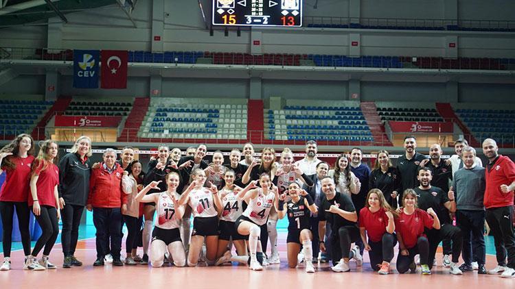 thy besiktasi kupadan eledi 3 2