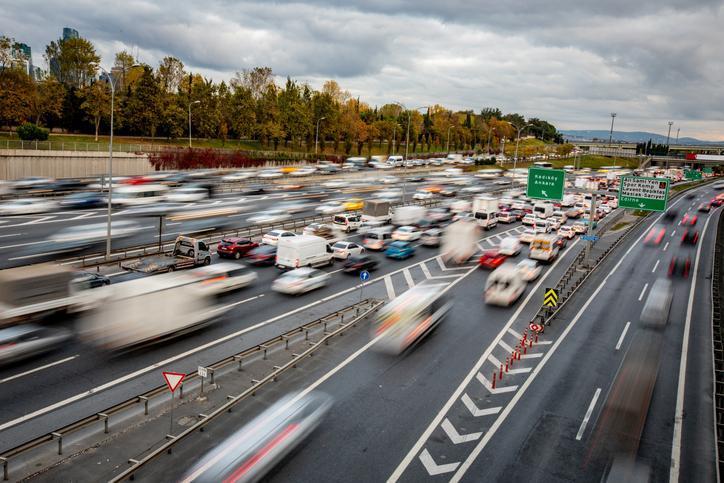 Trafikte makas atmanın cezası 2025 değişiyor! İçişleri Bakanı Yerlikaya duyurdu: Yeni yaptırımlar yolda 1 trafikte makas atmanin cezasi 2025 degisiyor icisleri bakani yerlikaya duyurdu yeni yaptirimlar yolda 0