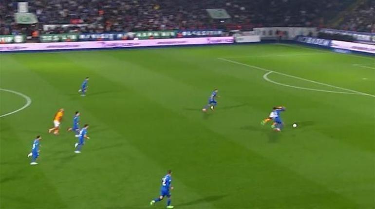 Trio ekibi Çaykur Rizespor-Galatasaray maçındaki hakem kararlarını değerlendirdi! Penaltı itirazları, gol önce faul tartışması... 1 trio ekibi caykur rizespor galatasaray macindaki hakem kararlarini degerlendirdi penalti itirazlari gol once faul tartismasi 8k1249Pe