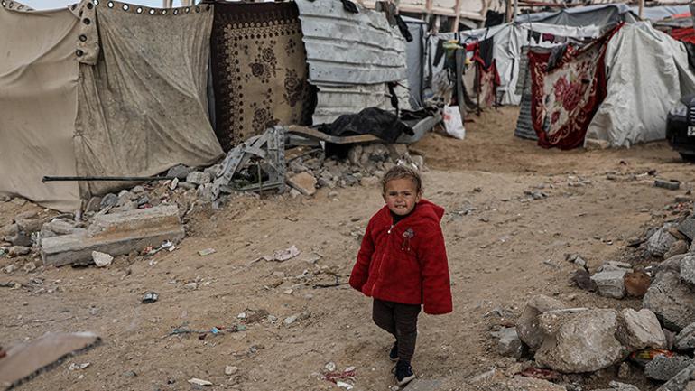 israilin gazzedeki soykiriminda yaklasik 18 bin cocuk hayatini kaybetti 0 iaQhOG9u