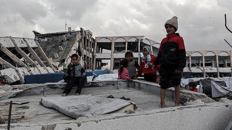 israilin gazzedeki soykiriminda yaklasik 18 bin cocuk hayatini kaybetti jTOyJSXC