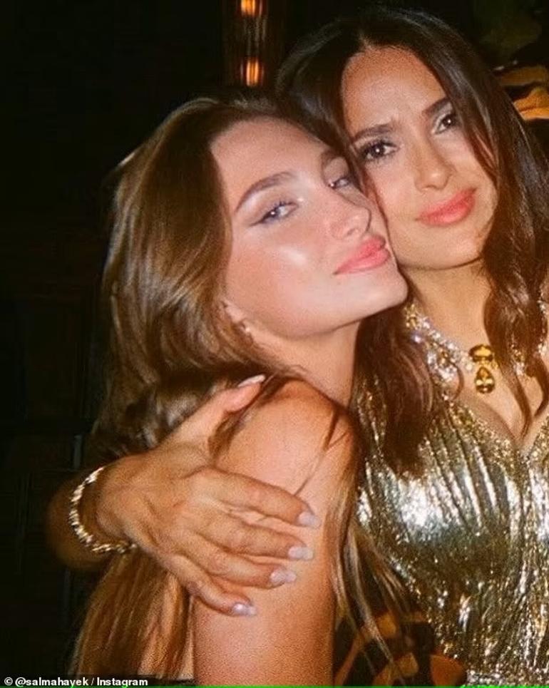 Ona ‘üvey’ anne demek çok zor… Kocasının kızını öz evladından hiç ayırmadan büyüttü 5 ona uvey anne demek cok zor kocasinin kizini oz evladindan hic ayirmadan buyuttu 4 QUVgZkzr