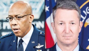 pentagonda tasfiye basladi trump komutani gorevden aldi tsbATq9q