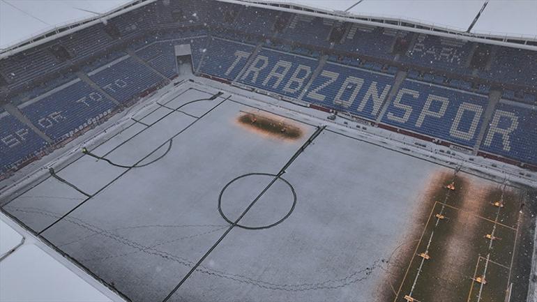 Trabzonspor-Gaziantep FK maçının oynanacağı Papara Park'ta kar yağışı etkili oluyor 1 trabzonspor gaziantep fk macinin oynanacagi papara parkta kar yagisi etkili oluyor 0 3Aeqb24b