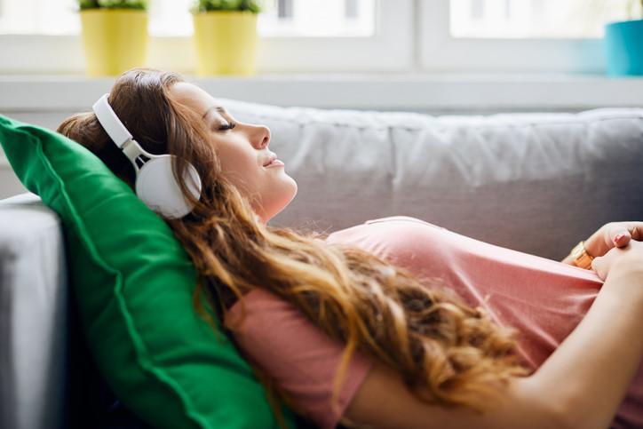 uyku kalitesini artirmanin yeni trendi sleepmaxxing ise yariyor mu nelere dikkat etmeli 10 zTch4deb