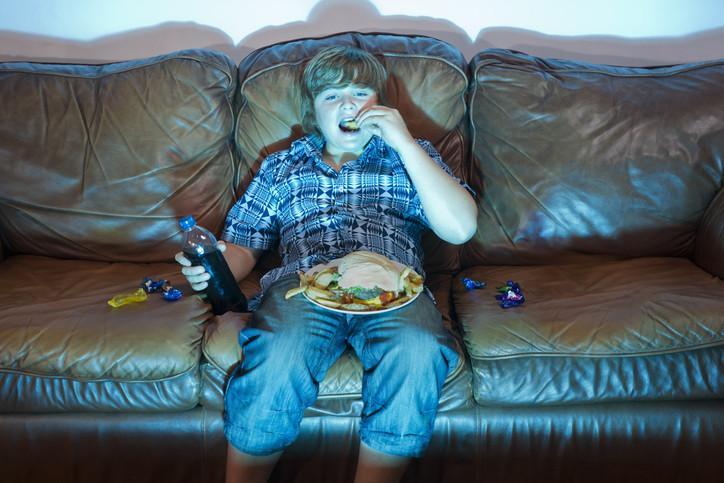 uzmanlar tehlikeleri konusunda uyardi mukbang akimi ozellikle gencler arasinda populerlesiyor 14 GgNGJVUG